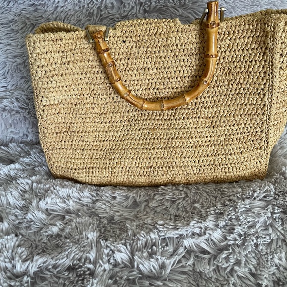 Handbag - Picture 2 of 4
